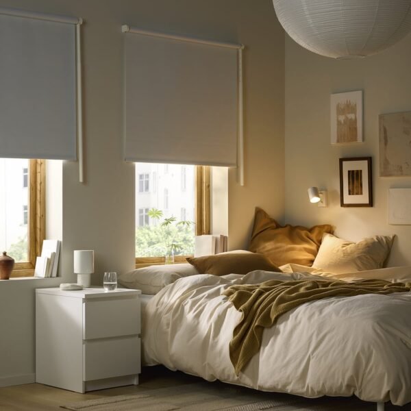 Block-out roller blind, white, 140x195 cm