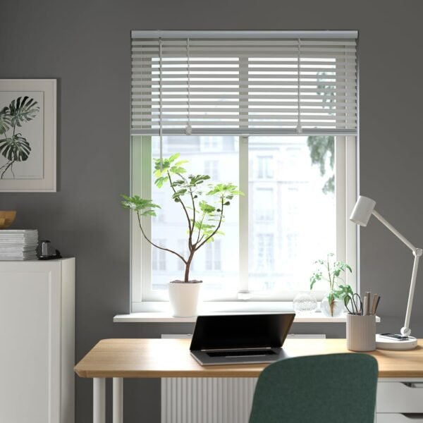 Venetian blind, white, 100x155 cm